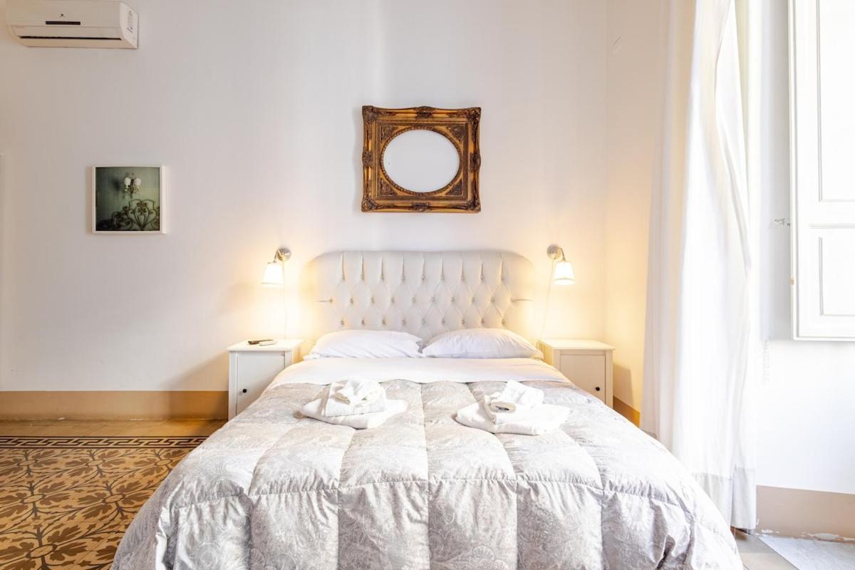 Elephant'S Smile B&B Catania-Fontanarossai nemzetközi repülőtér Kültér fotó